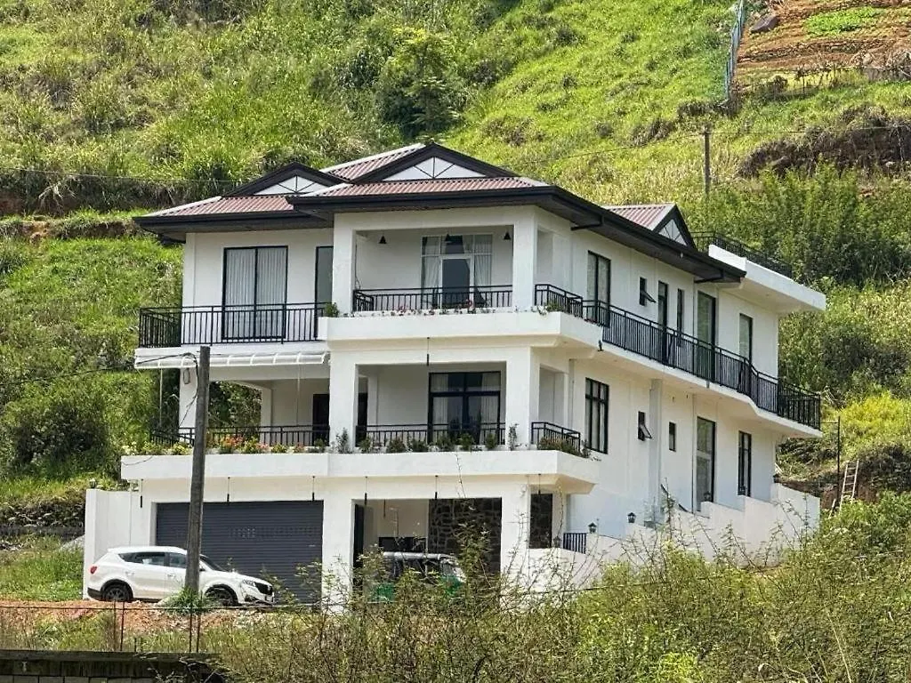Dhaj House Hotel Hatton